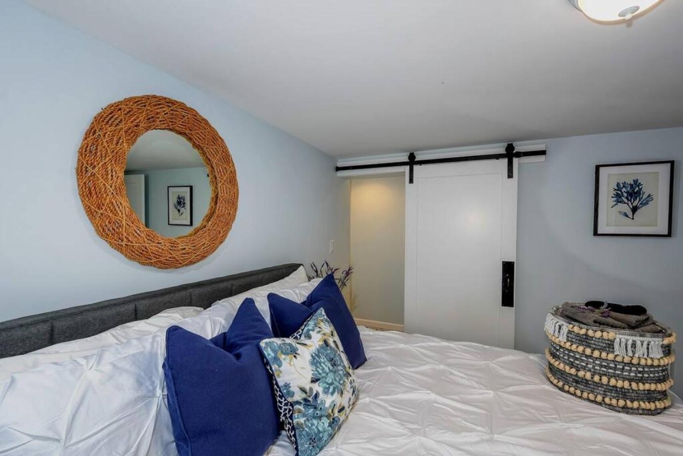 Style Meets Comfort In Beautiful Design Vancouver Dış mekan fotoğraf